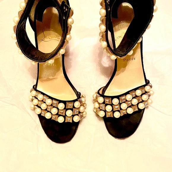 Christian Louboutin Tudor Ball Sandals - Picture 2 of 13